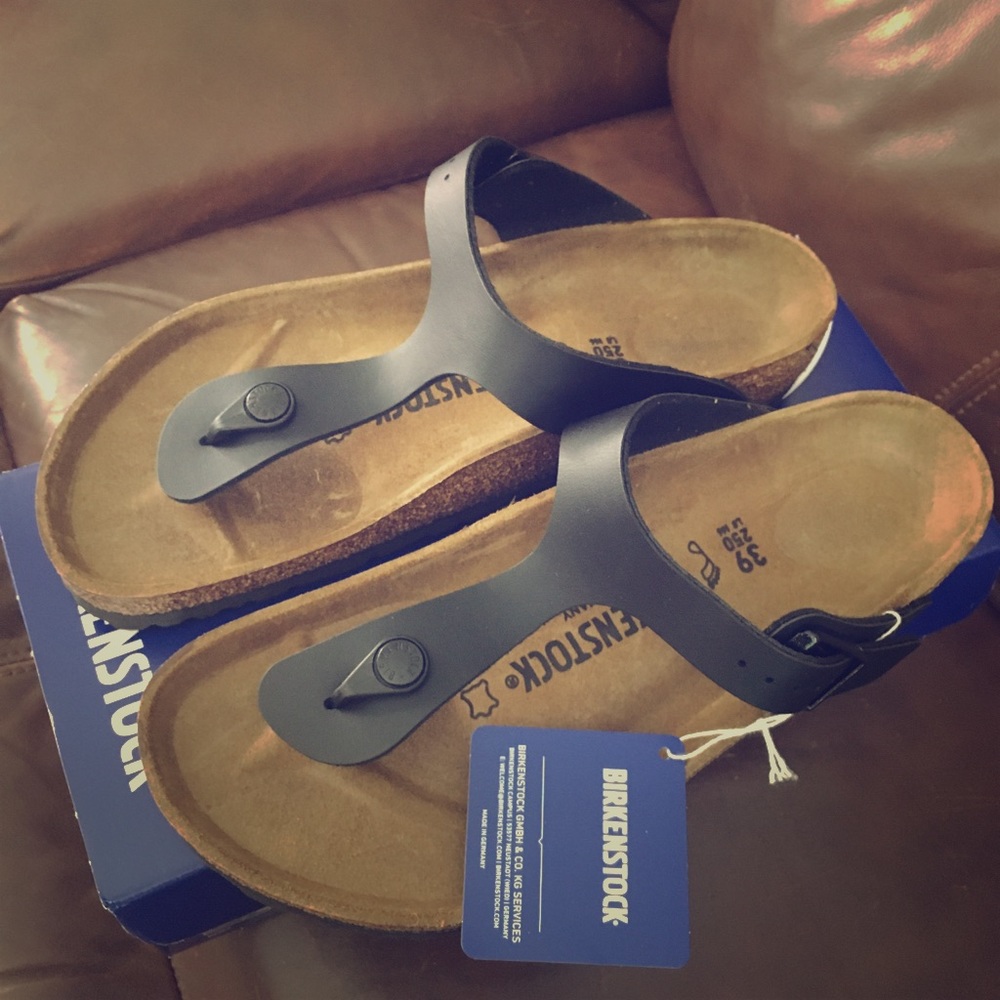 Birkenstock Gizeh black, size 39 new with box !